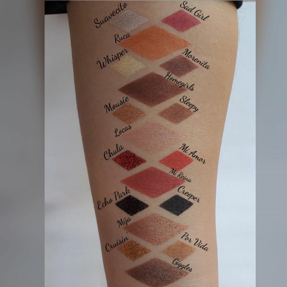 COPY - Mi Vida Loca Eyeshadow Palette - Picture 2 of 6